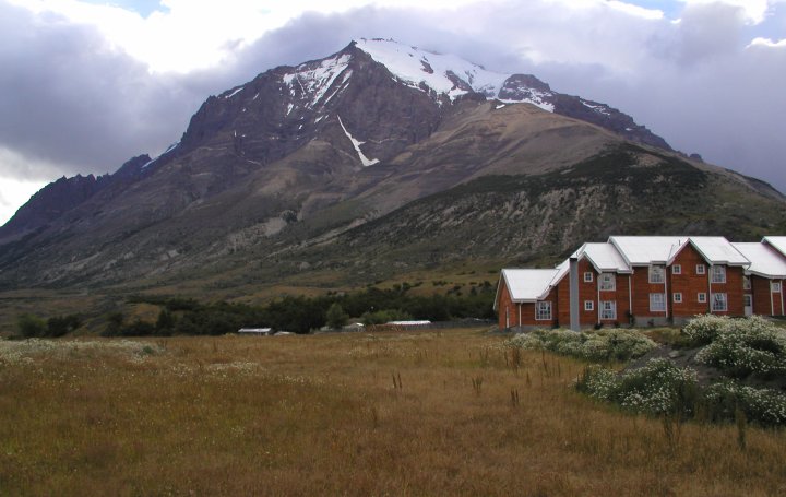 Hosteria and Mt. Almirante Nieto