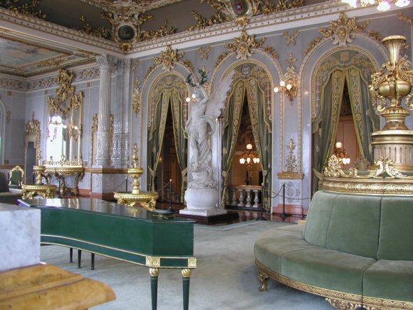 Inside Teatro Nacional