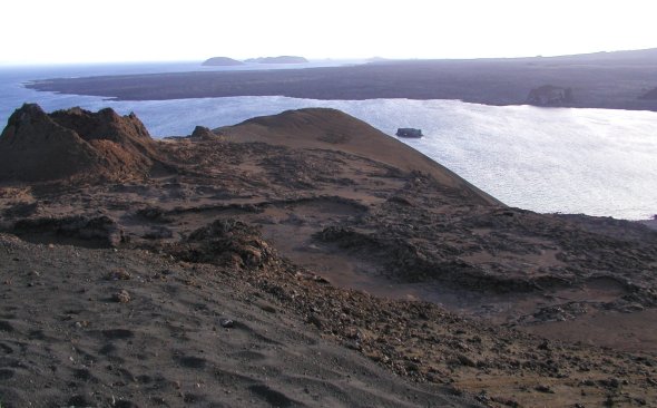 Isla Bartolome