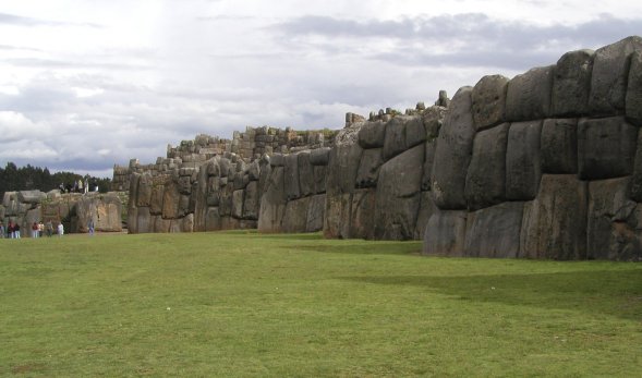 Saqsayhuaman