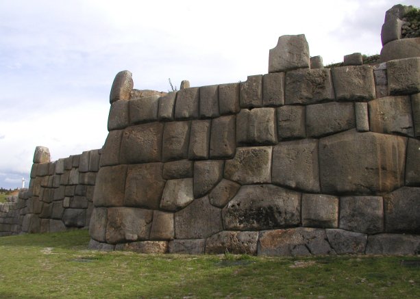 Saqsayhuaman